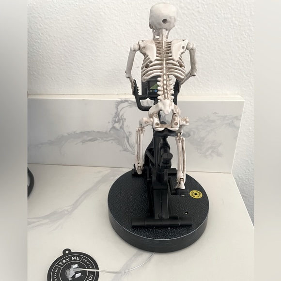 Skeleton On A Peloton Animated Halloween Decor - Picture 4 of 4